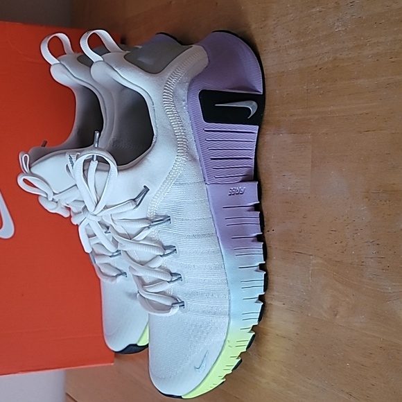 Nike Free Metcon 6 SE Training Shoes - Picture 4 of 10